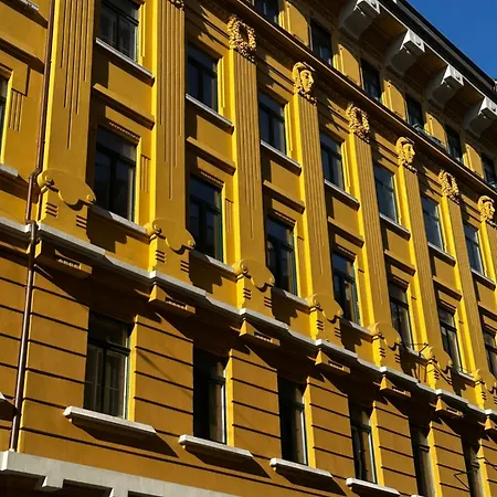 Apartamento Garibaldi Luxury Trieste