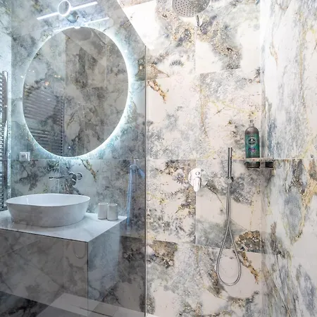 Garibaldi Luxury * Terst